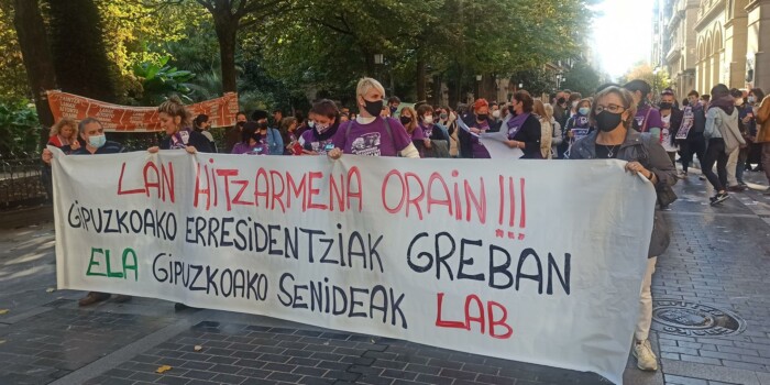ELA y LAB llaman a la huelga en las residencias este martes contra la privatización de los centros