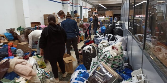 Desde San Mamés hasta Polonia para ayudar a Ucrania con ropa, alimentos y recogida de refugiados