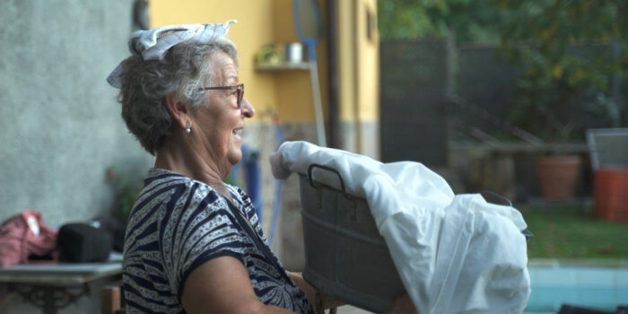 ‘Latsariak’, el documental de las antiguas lavanderas: «La mayoría recuerdan el frío y las heridas en las manos»