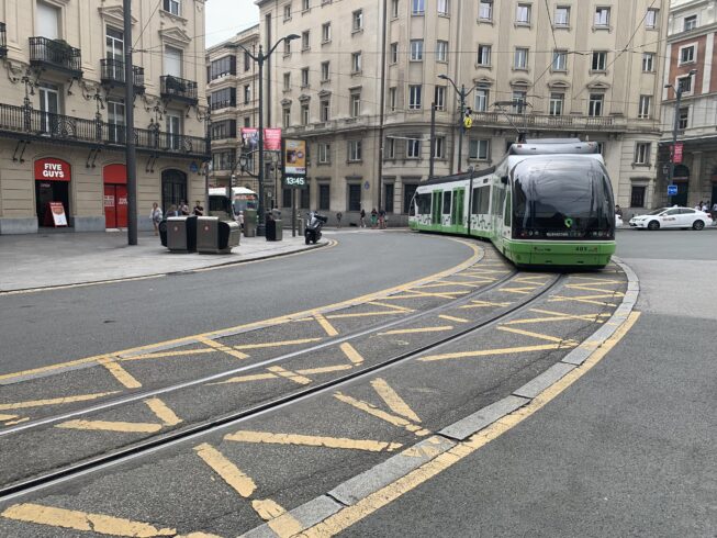 Euskotren reforzará el servicio del tranvía de Bilbao este sábado por el partido Athletic – Alavés