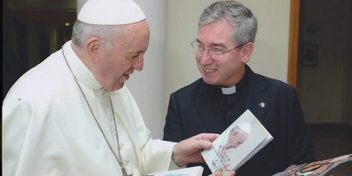 Mons. Segura ofrece su colaboración al nuevo obispo de San Sebastián