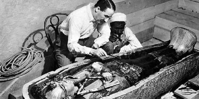 100 años del hallazgo de Tutankhamon: Te mostramos lo que vio Howard Carter al entrar