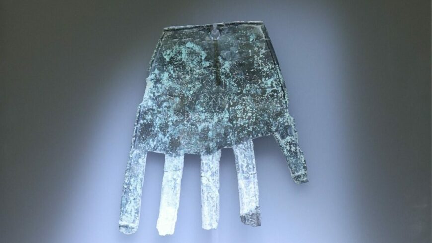 La mano de Irulegi sitúa el origen del euskera hace 2.000 años