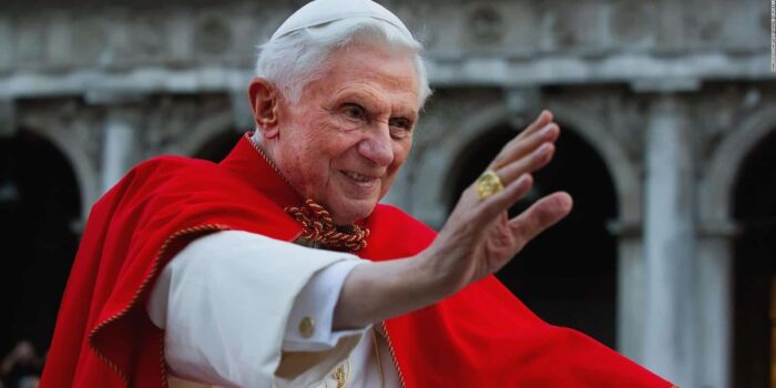 Jesús Llarena: «Según pase el tiempo veremos la verdadera dimensión del Papa emérito Benedicto XVI»