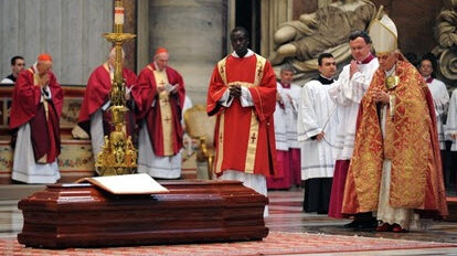Misa funeral de Benedicto XVI