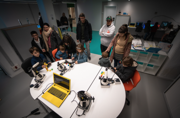 Bilbao oferta ocio juvenil con nuevas tecnologías en el recién inaugurado centro “La Perrera”
