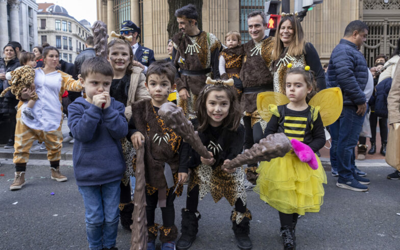 El primer Carnaval sin restricciones: Farolín y Zarambolas toman las calles