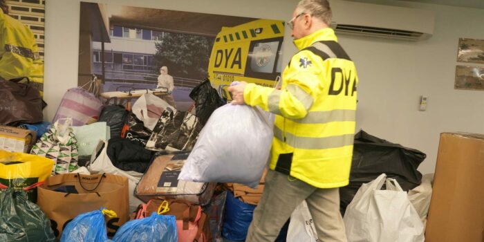 Comienzan a salir con destino a Siria 60.000 kilos de ropa donados por los vizcaínos