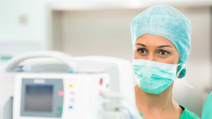 El 94% de las enfermeras vascas denuncia que sufren estereotipos sexistas y retrógrados