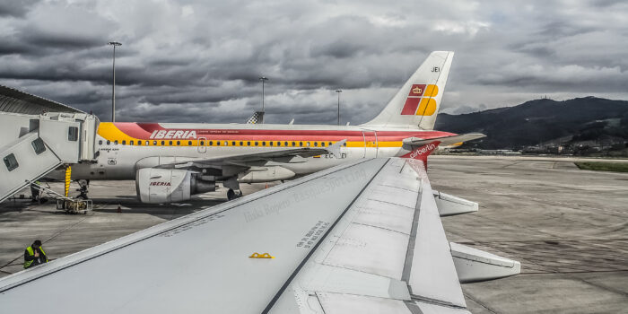 Una megahuelga en el transporte alemán obliga a cancelar varios vuelos en Loiu