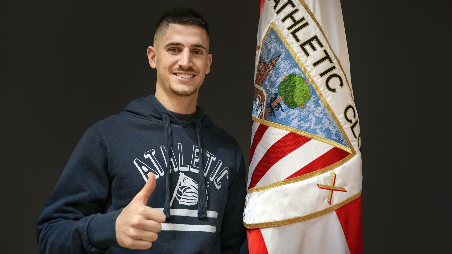 Oihan Sancet renueva hasta el 2032