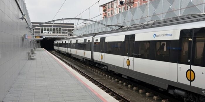 Euskotren reforzará el fin de semana el servicio de trenes por el festival ’40 Minutu Rock’ de Durango