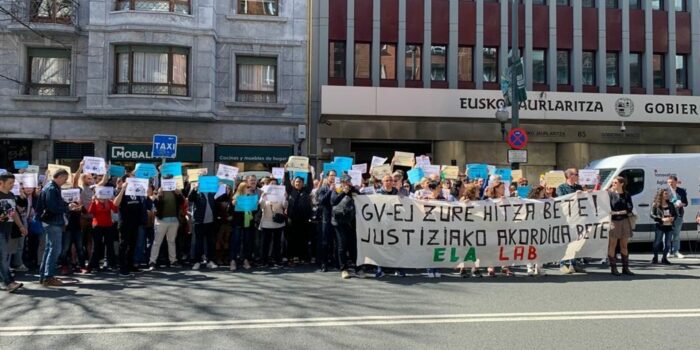 Más de 200 funcionarios de Justicia piden al Gobierno Vasco equiparación salarial
