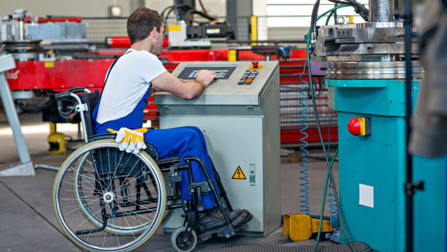 Elkartean pide una la ley que garantice un entorno laboral inclusivo a personas con discapacidad física