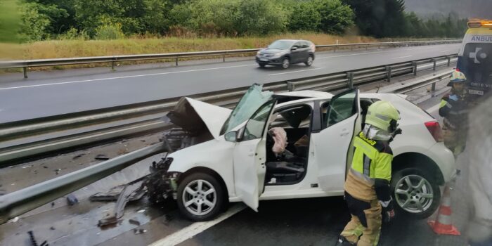 Dos heridos en sendas colisiones en la A-8 en Bilbao y Güeñes