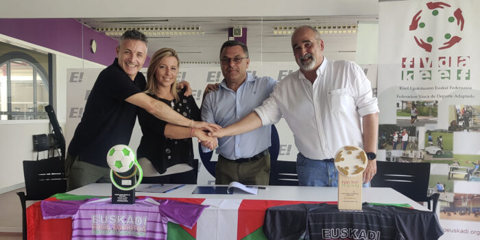 La Federación Vasca de Fútbol y la Federación Vasca de Deporte Adaptado firman un convenio histórico