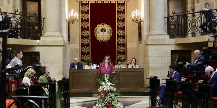 Elixabete Etxanobe se convierte en la primera mujer en liderar la Diputación de Bizkaia