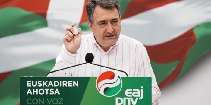 El PNV «no se puede quedar parado»