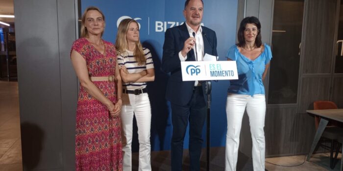 Carlos Iturgaiz: «El PP vasco es relevante y referente en Euskadi»