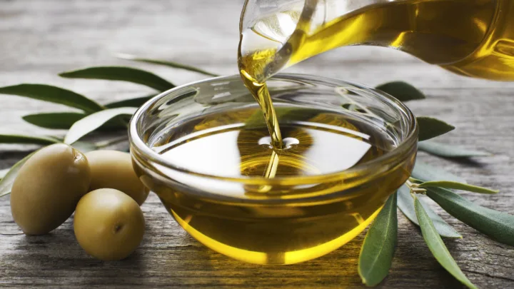 El precio del aceite de oliva va a bajar en las próximas semanas, según Asaja-Jaén