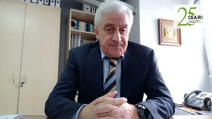 ZEHAR Errefuxiatuekin analiza el caso del «polizón» de Bilbao