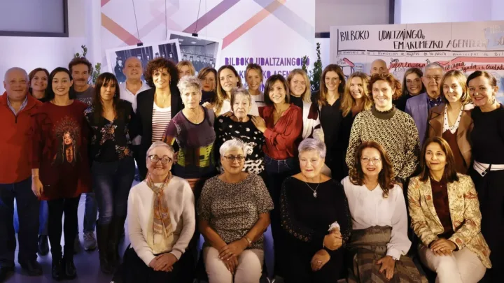 Bilbao conmemora el cincuenta aniversario de la incorporación de las mujeres a la Policía Municipal