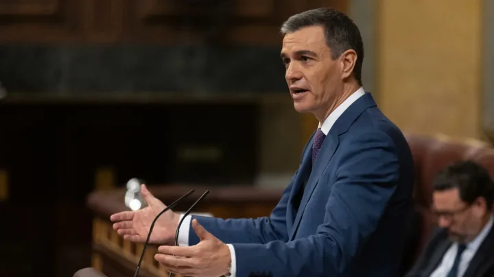 Pedro Sánchez, investido presidente del Gobierno con 179 votos a favor