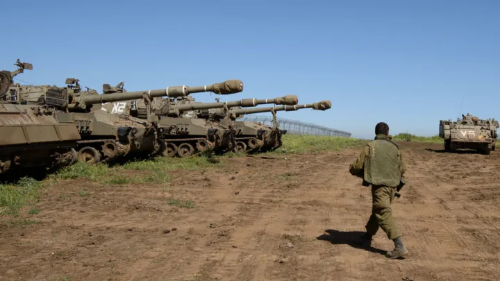 Israel ataca objetivos de Hezbolá en las proximidades de la capital de Siria