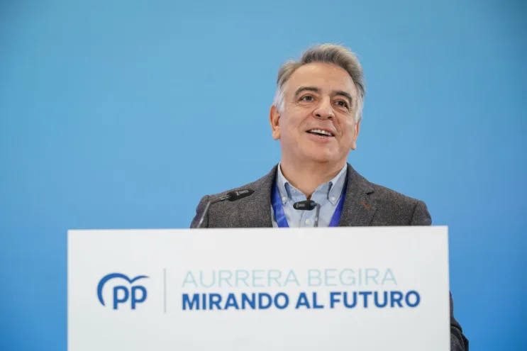 De Andrés (PP) asegura que, «en el fondo», quien se presentará a las elecciones vascas es Ortuzar, no Padrales