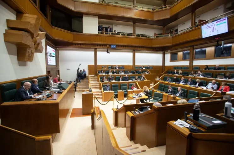 Cámara vasca aprueba la Ley del Instituto Vasco de Finanzas que podrá extender su ámbito de actuación fuera de Euskadi