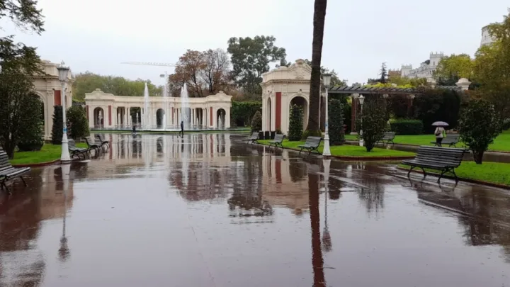 El tiempo en Bizkaia: descenso de las temperaturas y chubascos intensos en la costa