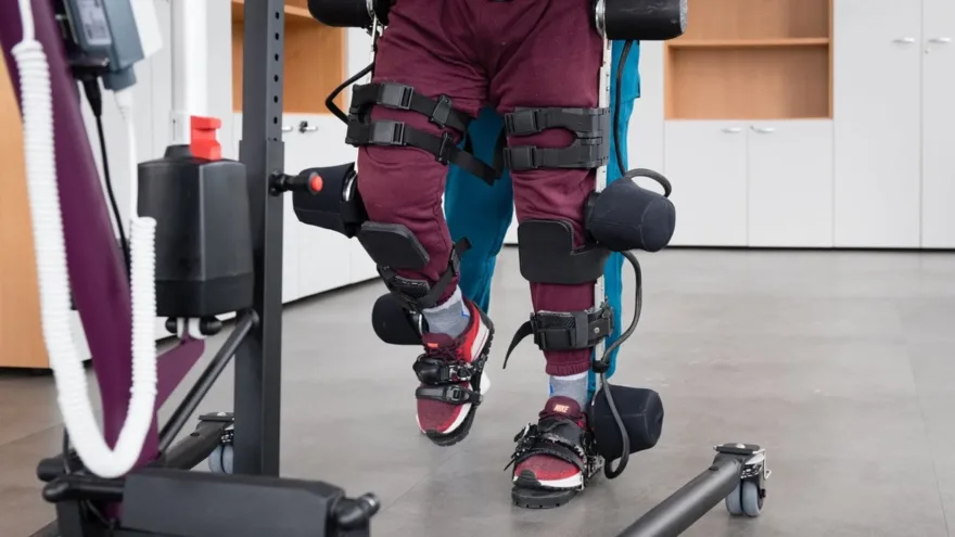 Gogoa organiza un concurso para que universitarios diseñen un exoesqueleto que mejore capacidades motoras de mayores