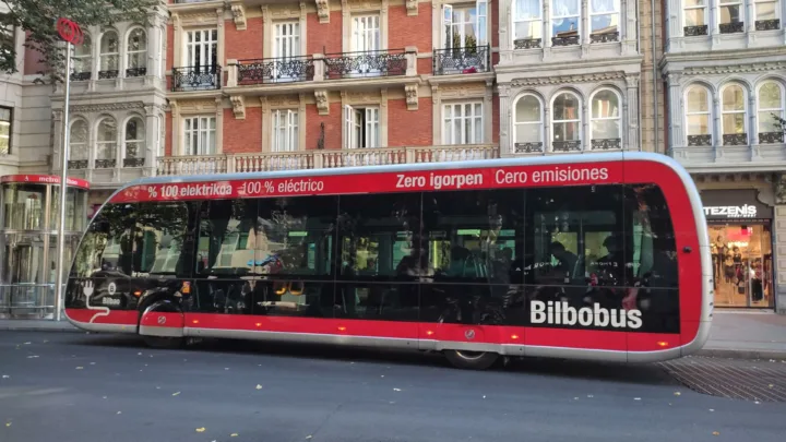 Jornada de paros parciales en Bilbobus