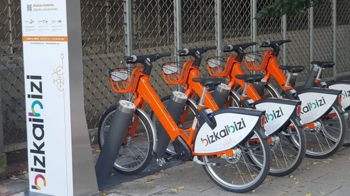 El sistema foral de bicicletas BizkaiBizi alcanza los 3.000 alquileres diarios