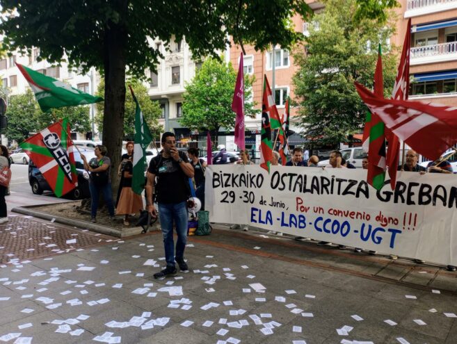 Los sindicatos de hostelería de Bizkaia anuncian nuevas movilizaciones ante «el inmovilismo de la patronal»