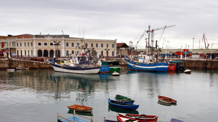 Santurtzi impulsa el turismo en familia junto a Basquetour