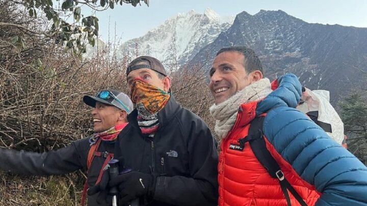 La ascensión al Everest de Javier, con parálisis cerebral: «Lo imposible se hace posible»