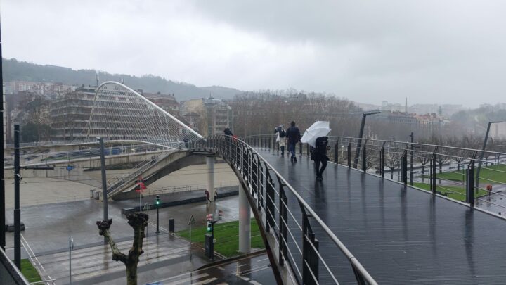 Baila la lluvia en Bilbao