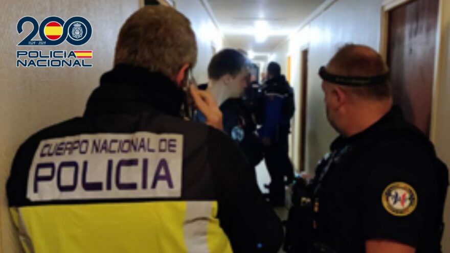Detenidos diez miembros de una red que enviaba DNI falsos a través de Euskadi