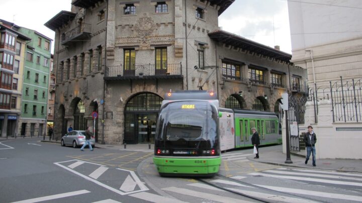 Euskotren modifica sus servicios de tranvía y Metro L3 en Bilbao por Semana Santa