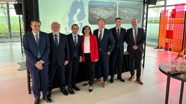 Puerto de Bilbao expone en Ámsterdam su papel en el desarrollo de un corredor europeo