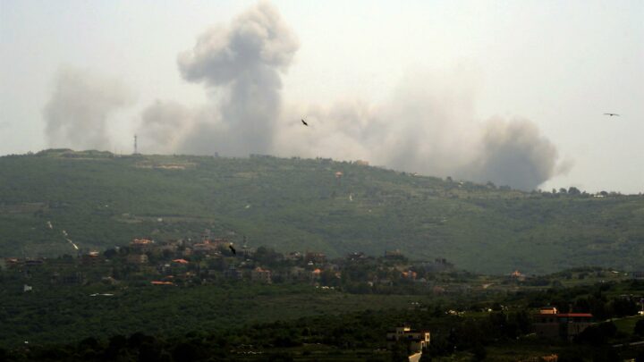 La aviación israelí bombardea posiciones de Hezbolá en el sur de Líbano
