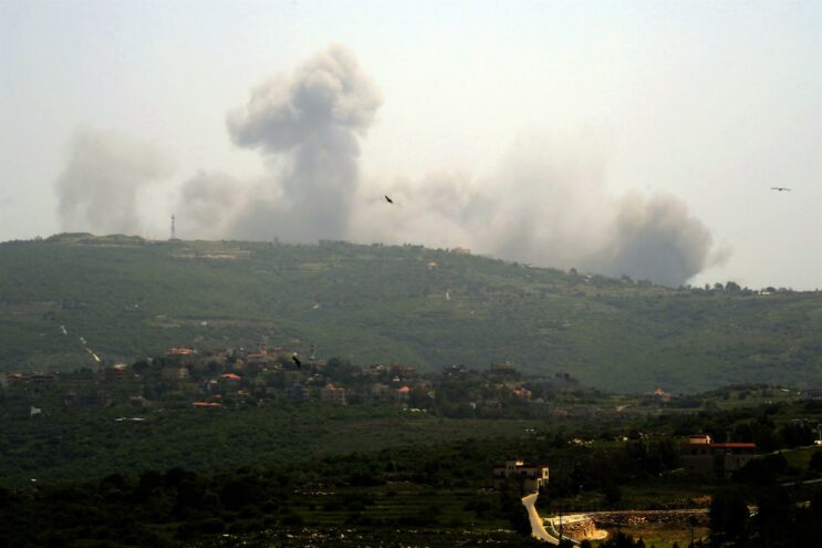 La aviación israelí bombardea posiciones de Hezbolá en el sur de Líbano