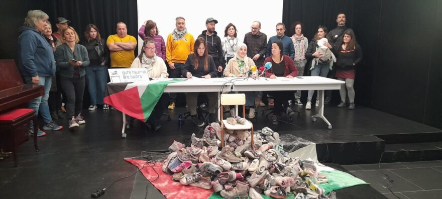 AMPAs de colegios públicos de Bilbao llaman a movilizarse el 15 de mayo contra «el genocidio de Israel contra Palestina»