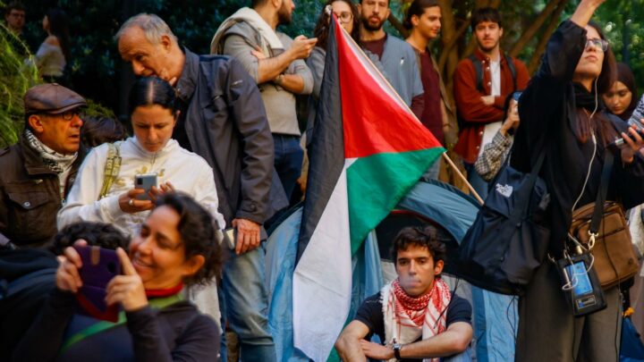 Universidades recuerda que los estudiantes tienen derecho a manifestarse por Gaza sin recurrir a la violencia