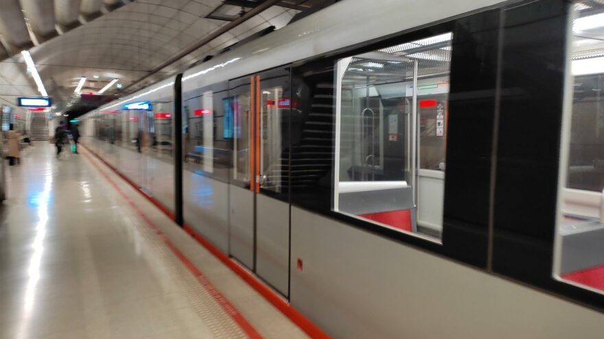 Metro Bilbao renovará próximamente sus unidades y sistemas