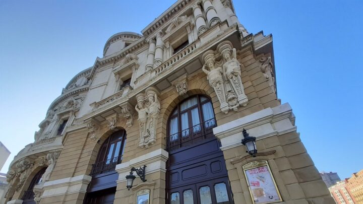 El Teatro Arriaga de Bilbao acoge este domingo la gala anual de teatro escolar