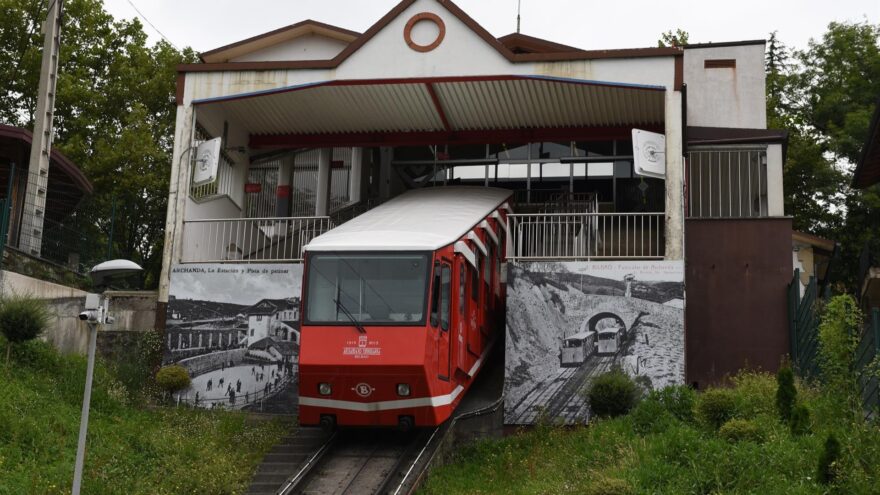 El Ayuntamiento de Bilbao inicia las obras de rehabilitación de la estación superior del funicular de Artxanda