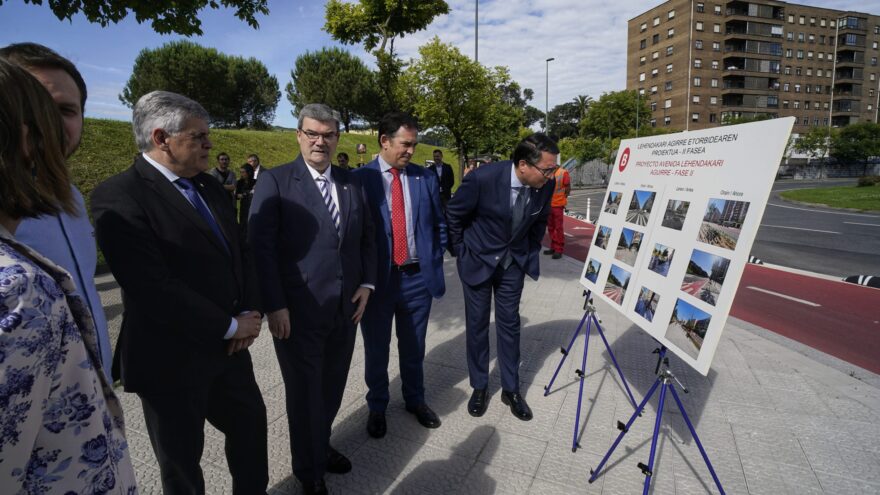 Aburto visita las obras terminadas en Lehendakari Aguirre