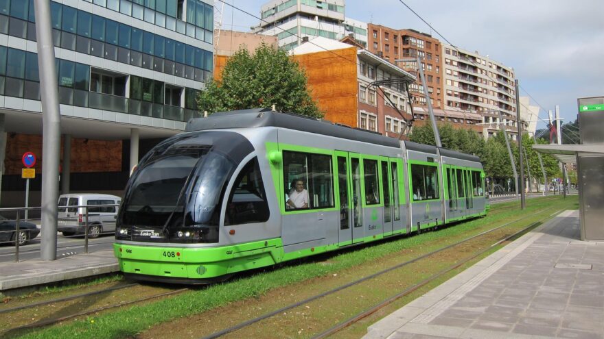 Euskotren ofrecerá horario de verano en todas sus líneas de ferrocarril, metro y tranvía